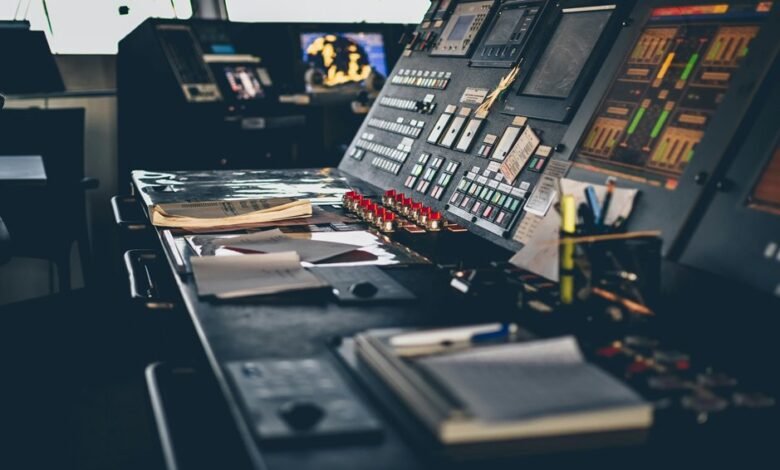 contact numbers for operations